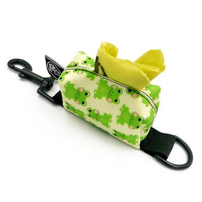 Pouch for poop bags Green Frogs Psiakrew