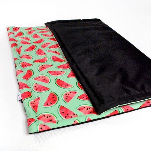 Wodoodporna mata zabezpieczająca dla psa, szczeniaka, kota, wzór arbuzy Watermelon