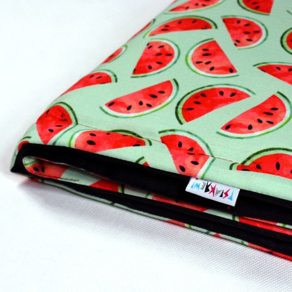 Wodoodporna mata zabezpieczająca dla psa, szczeniaka, kota, wzór arbuzy Watermelon