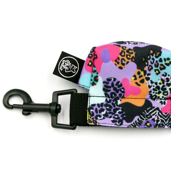 Pouch for poop bags Crazy Leopard Psiakrew