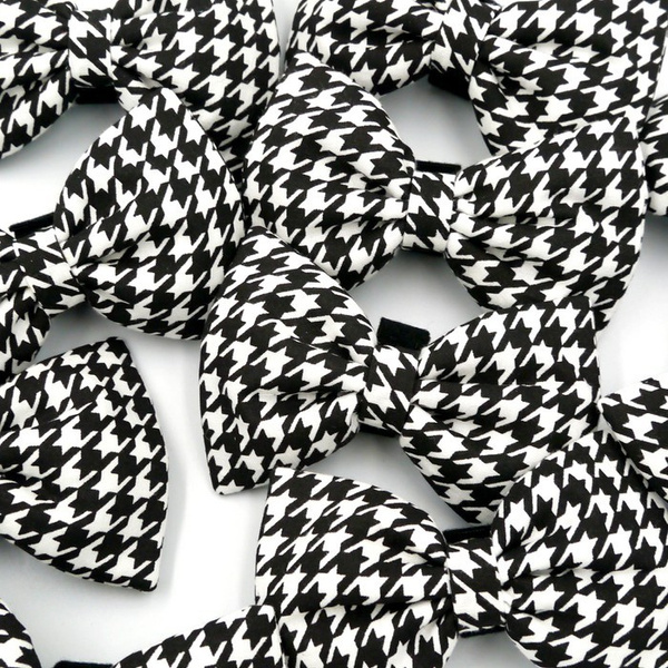 Black and white houndstooth bow tie for a dog
