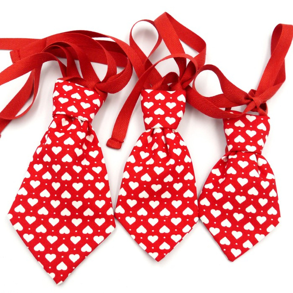 Valentine's Day tie for a dog with hearts Psiakrew