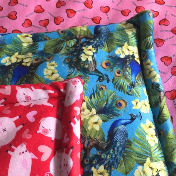 Blanket for dog Piggy in Love Psiakrew