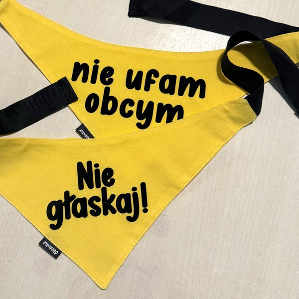 Bandana dla Psa NIE GŁASKAJ! Psiakrew, personalizowana wiązana chusteczka, żółta apaszka