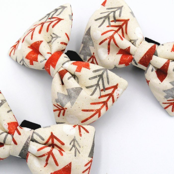 Dog Bow Tie Christmas tree, gift for dog, Pet Bow Tie, Bowtie, Collar Attachment