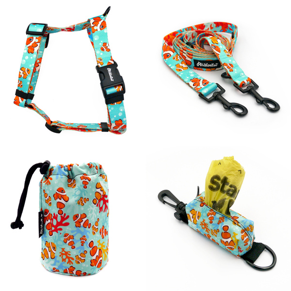 ZUBEHÖRSATZ. Mittlerer Hund. Blue Lagoon Psiakrew - Serie; Etui für Kotbeutel, Geschirr, Leine, Sachet für Hundeleckerli