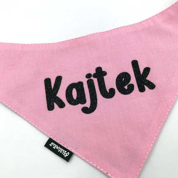 Psiakrew Bandana mit dem Namen des Hundes