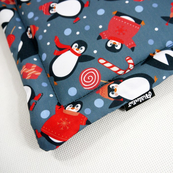 Waterproof Mat for the dog, puppy, cat - Penguin Winter Psiakrew