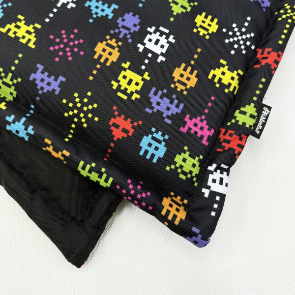 Waterproof Mat for the dog, puppy, cat, Invaders Psiakrew Design