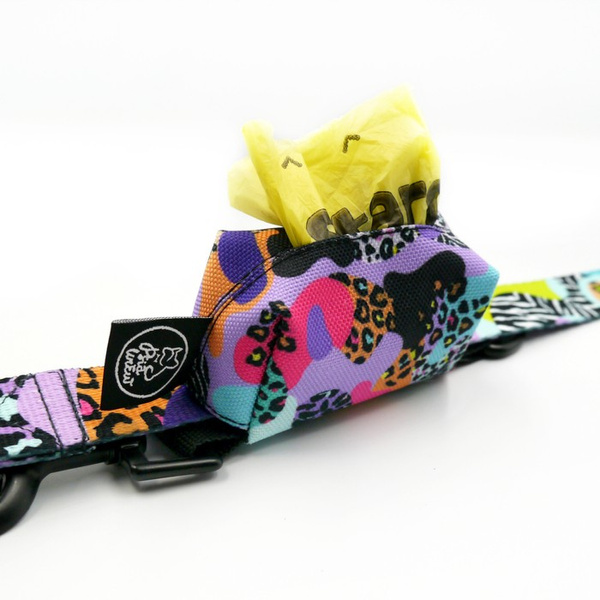 Pouch for poop bags Crazy Leopard Psiakrew