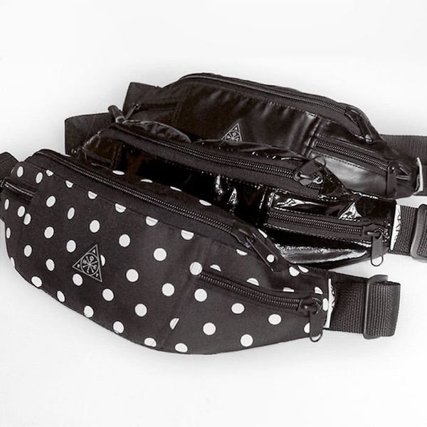 Nerka, saszetka, torebka na biodra Mroczna Emo Biedronka