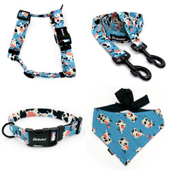 ZUBEHÖRSATZ. Großer Hund. Psiakrew Spotted Cow-Serie; Halsband, Geschirr, Leine, Bandana