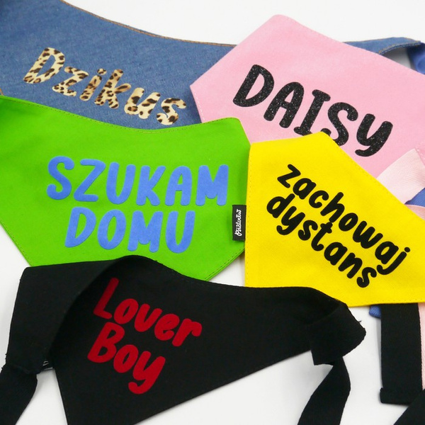 Bandana z imieniem Psa Psiakrew, personalizowana chusteczka zielona apaszka niebieski napis
