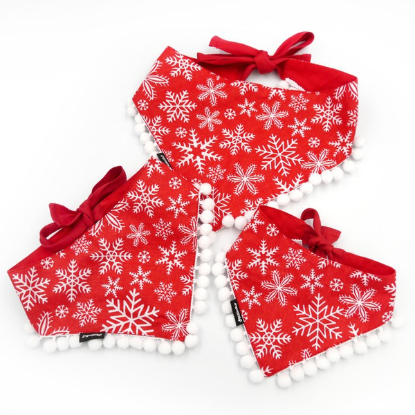 Bandamka świąteczna dla psa, wiązana chusteczka, czerwona w gwiazdki bandana apaszka Snow