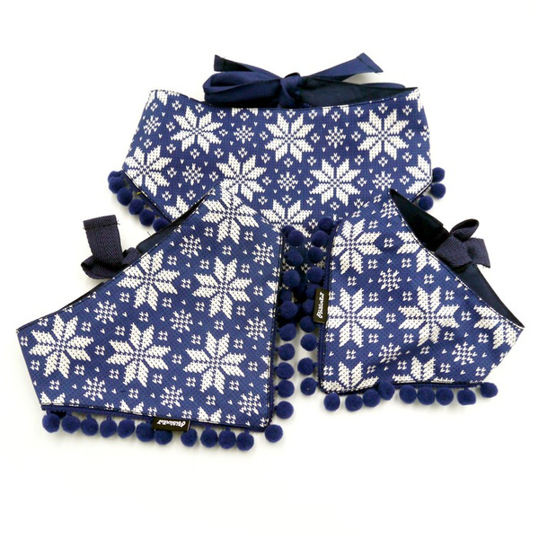 Psiakrew dog bandana, tied handkerchief, Christmas motifs Warm Sweater, pompoms