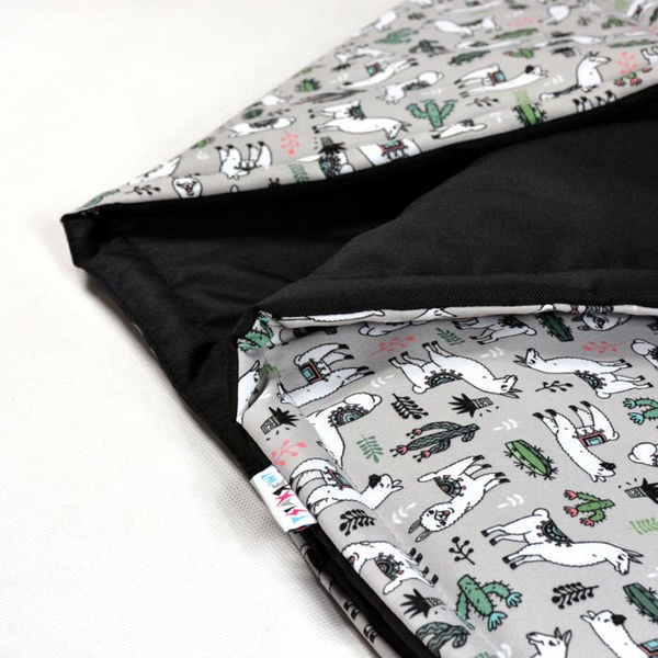 Waterproof Mat for the dog, puppy, cat Llama Psiakrew Design