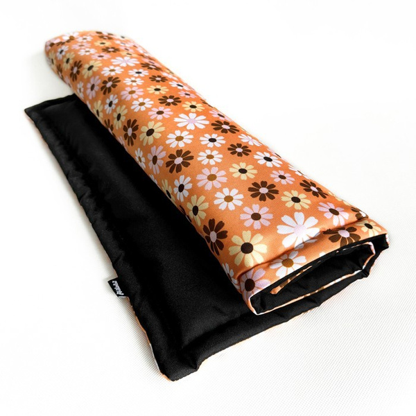 Wasserdichte Matte für Hunde, Welpen, Katzen Sweet Flowers Psiakrew