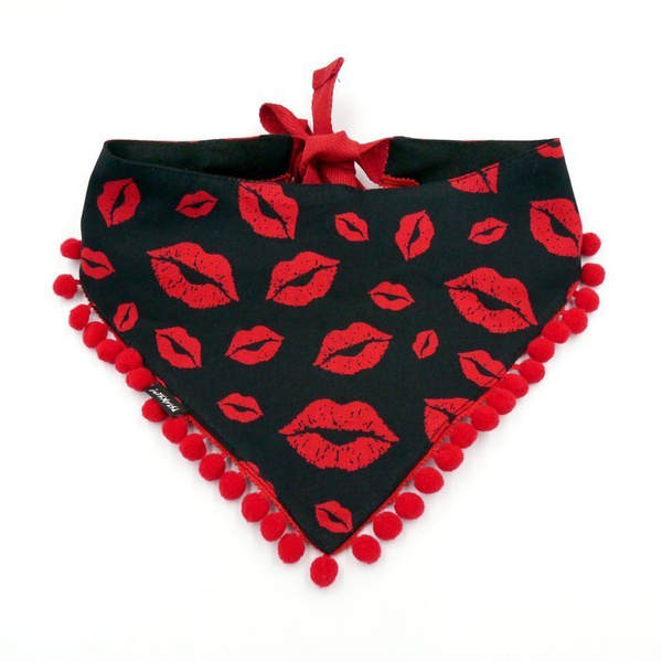 Dog Bandana Kiss handkerchief style to tie around your pet’s neck