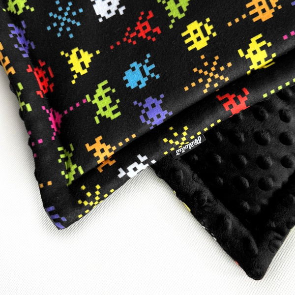 Blanket for dog Invaders Psiakrew