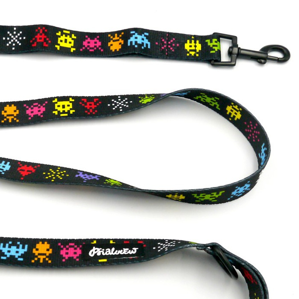 Dog Leash Invaders Psiakrew width 2.5 cm, 1" wide, black snap hook 6 cm