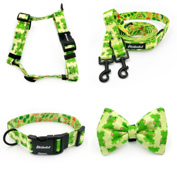 ACCESSORY KIT. Medium dog. Psiakrew Green Frogs Series; Collar, Harness, Leash, bow tie