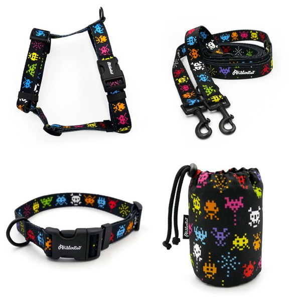 ACCESSORY KIT. Medium dog. Psiakrew Invaders Series; Collar, Harness, Leash, Sachet for dog treats