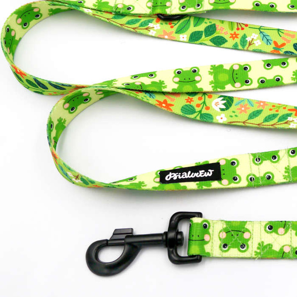 Dog Leash Green Frogs width 2.5 cm, 1" wide, snap hook black 8cm
