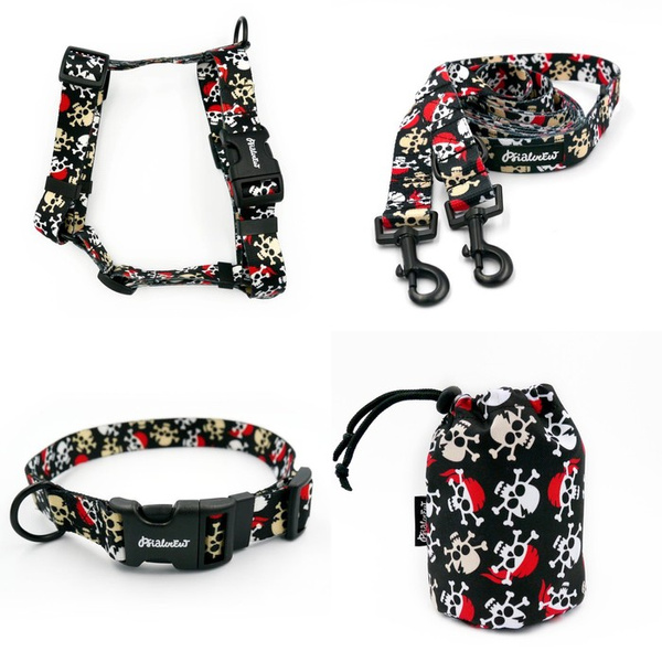 ACCESSORY KIT. Medium dog. Pirates Psiakrew Series; Collar, Harness, Leash, Sachet for dog treats