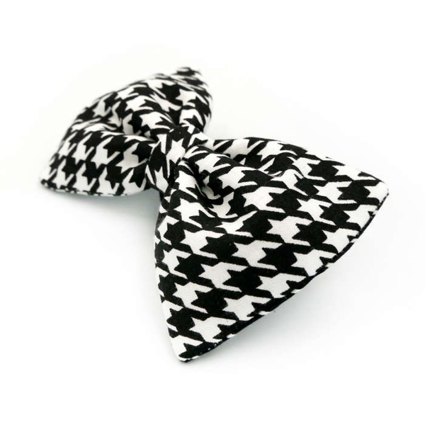 Black and white houndstooth bow tie for a dog