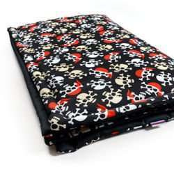 Wodoodporna mata zabezpieczająca dla psa, szczeniaka, kota Piraci