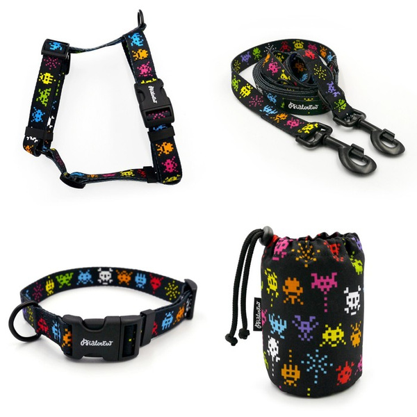 ACCESSORY KIT. Big dog. Invaders Psiakrew Series; Collar, Harness, Leash, Sachet for dog treats