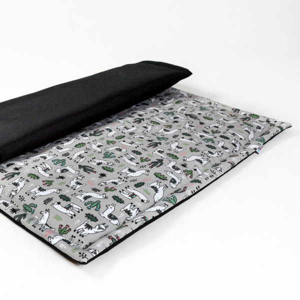 Waterproof Mat for the dog, puppy, cat Llama Psiakrew Design