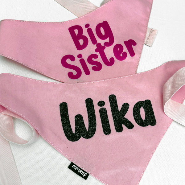 Psiakrew Bandana mit dem Namen des Hundes