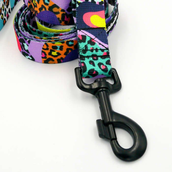 Dog Leash Crazy Leopard width 2.5 cm, 1" wide, big black snap hook 8 cm