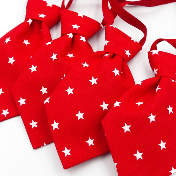 Red Christmas tie with white stars for a dog Psiakrew