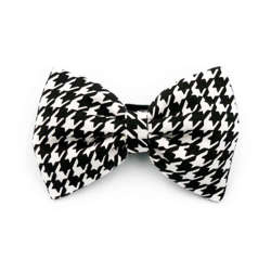Black and white houndstooth bow tie for a dog