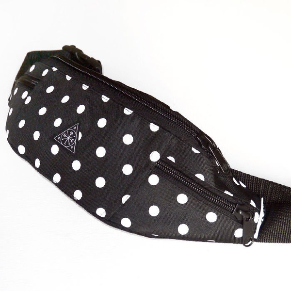 Nerka, saszetka, torebka na biodra Mroczna Emo Biedronka