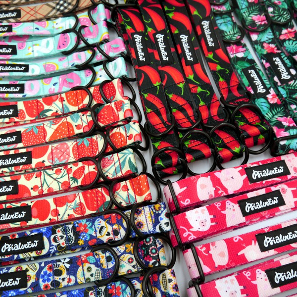 Halb-Klemmhalsband Azure Pool Psiakrew, 2,5 cm breit, für mittelgroße und größere Hunde, Schwarz-Beschläge