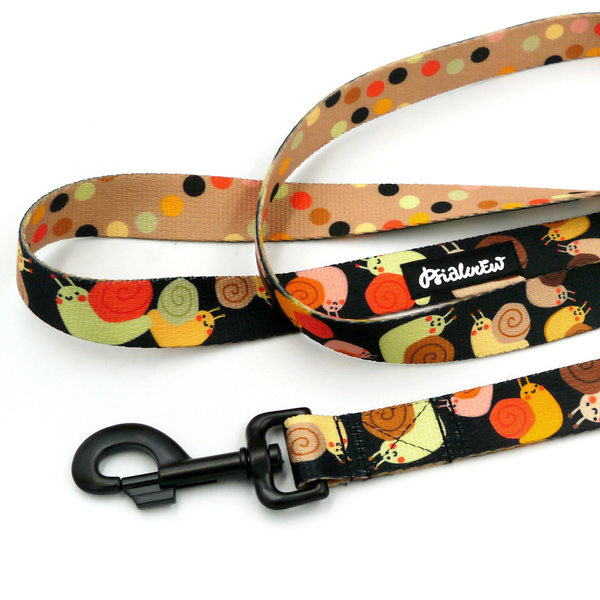 Dog Leash Snail Family Psiakrew width 2.5 cm, 1" wide, big black snap hook 8 cm
