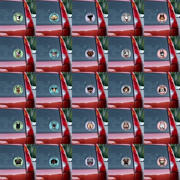 Naklejka Pies Bulterier na samochód auto moto karoserię szybę samochodową