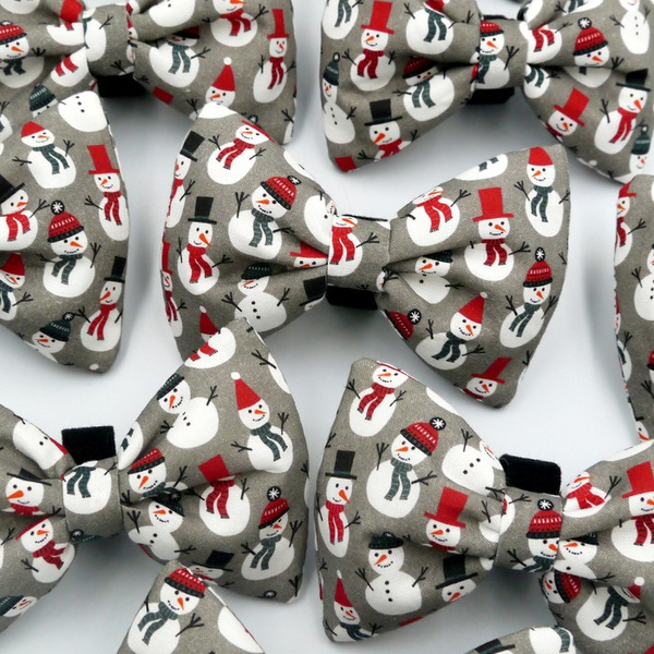Dog Bow Tie, gift for dog, Pet Bow Tie, Bowtie, Collar Attachment, model Snowman