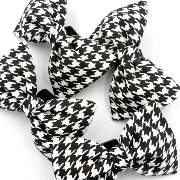 Black and white houndstooth bow tie for a dog
