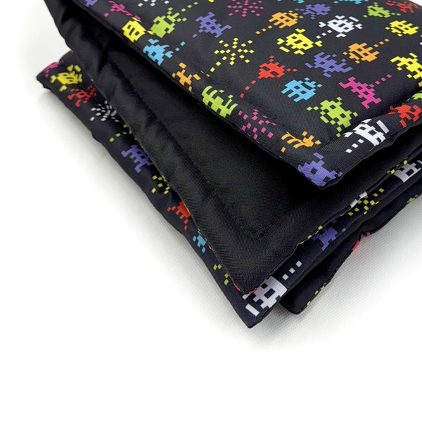 Waterproof Mat for the dog, puppy, cat, Invaders Psiakrew Design