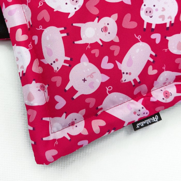 Waterproof Mat for the dog, puppy, cat, Piggy in Love Psiakrew Design