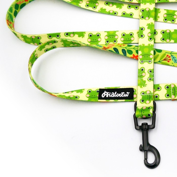 Long Dog Leash Green Frogs width 2 cm (0.78") wide, black snap hook