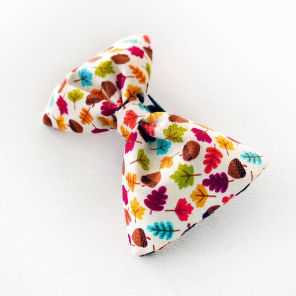 Beige Dog Bow Tie, Pet Bow Tie, Bowtie, Collar Attachment Leaves