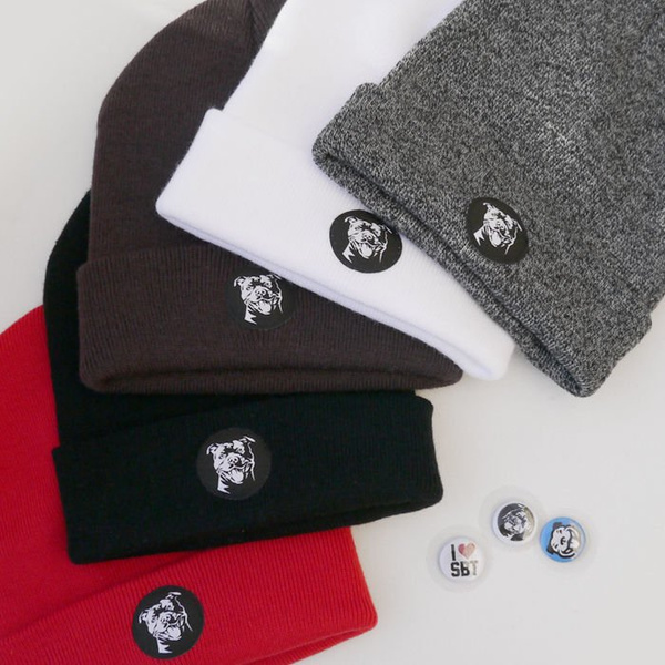 Winter Hat Staffie, Bully Team Psiakrew