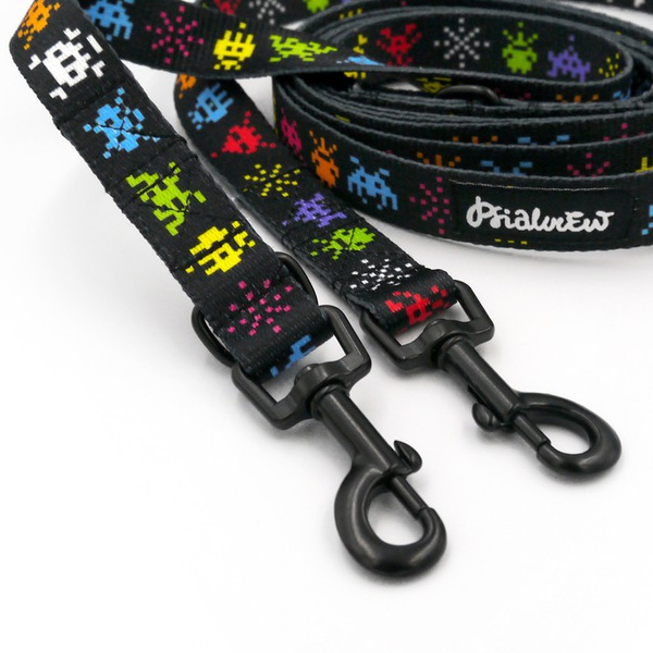 Long Dog Leash Invaders Psiakrew width 2 cm (0.78"), black snap hook 6 cm