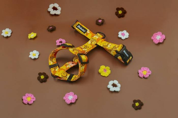 Dog Harness Guard “Busy Bees” by Psiakrew – 2.5 cm, Black Hardware