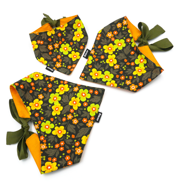 Dog Bandana Meadow Psiakrew handkerchief style to tie around your pet’s neck